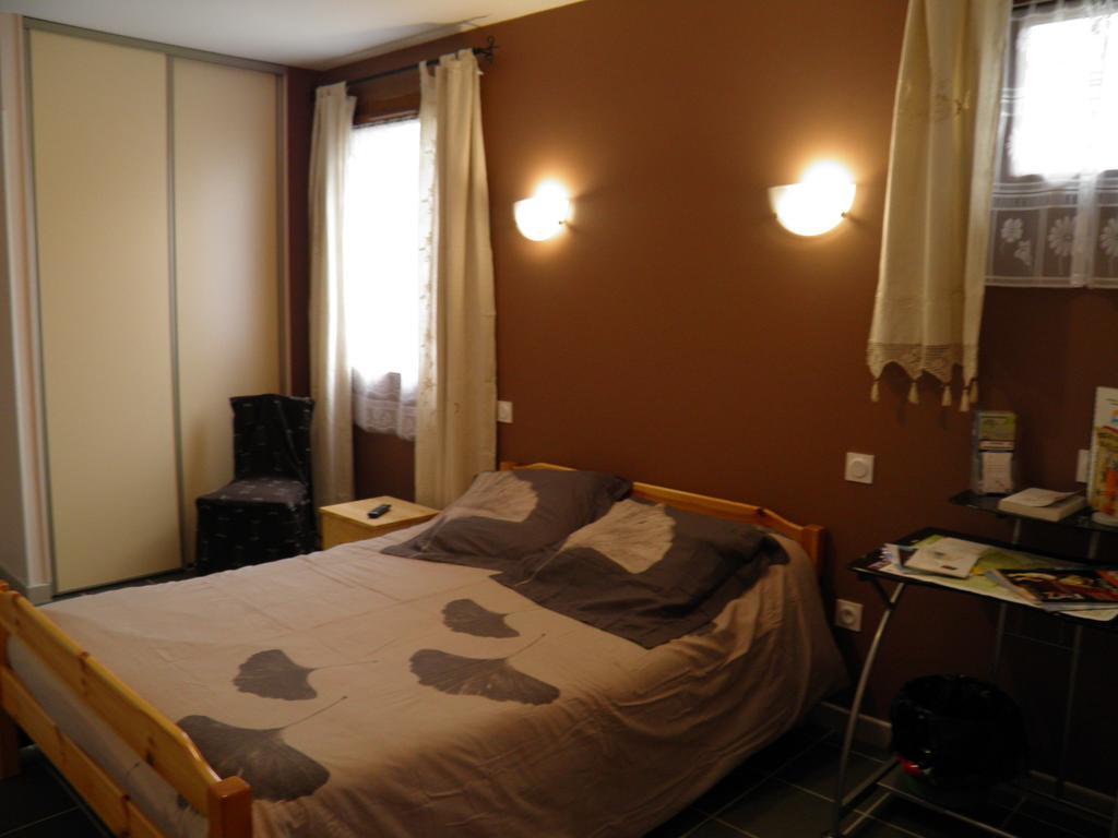 Auberge Des Pyrenees Sainte-Marie-de-Campan Værelse billede