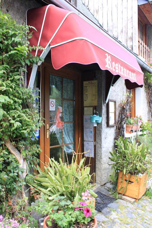 Auberge Des Pyrenees Sainte-Marie-de-Campan Eksteriør billede