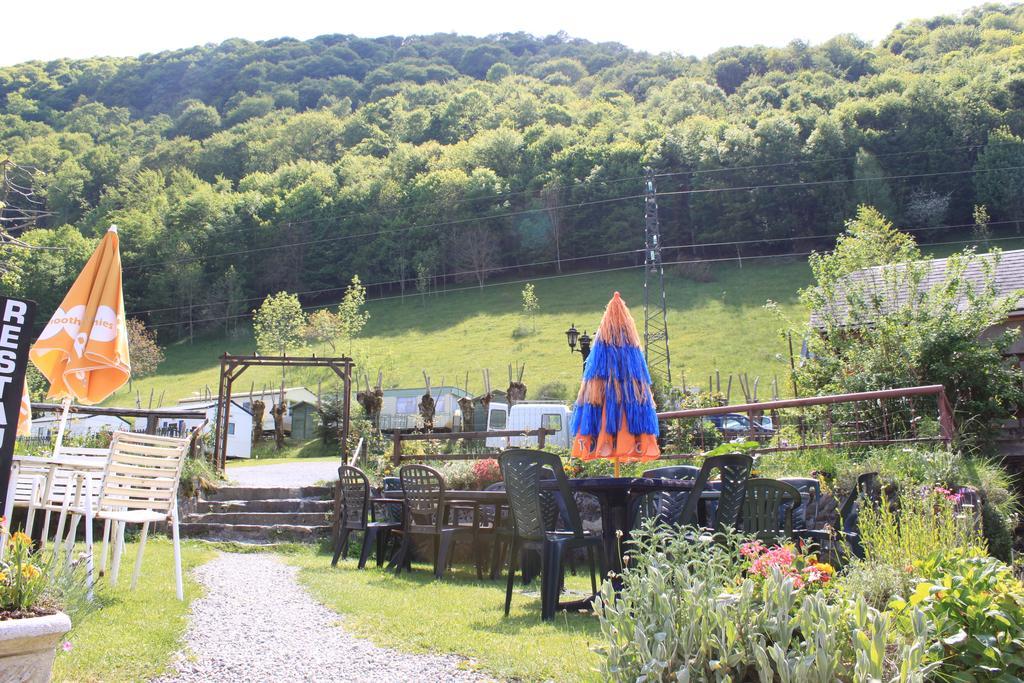 Auberge Des Pyrenees Sainte-Marie-de-Campan Eksteriør billede