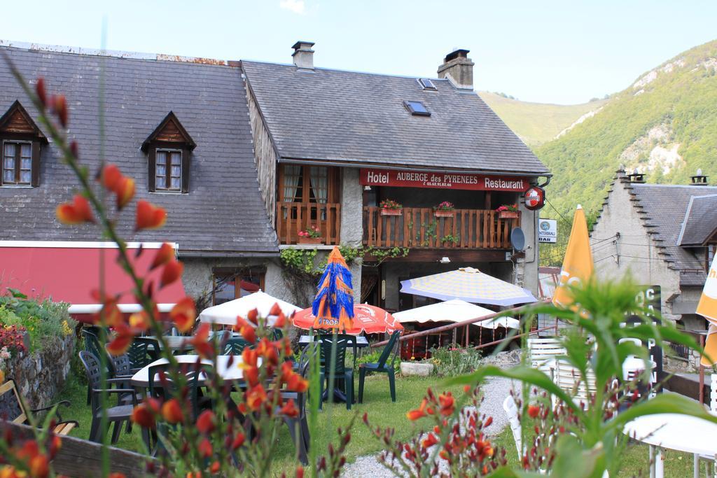 Auberge Des Pyrenees Sainte-Marie-de-Campan Eksteriør billede