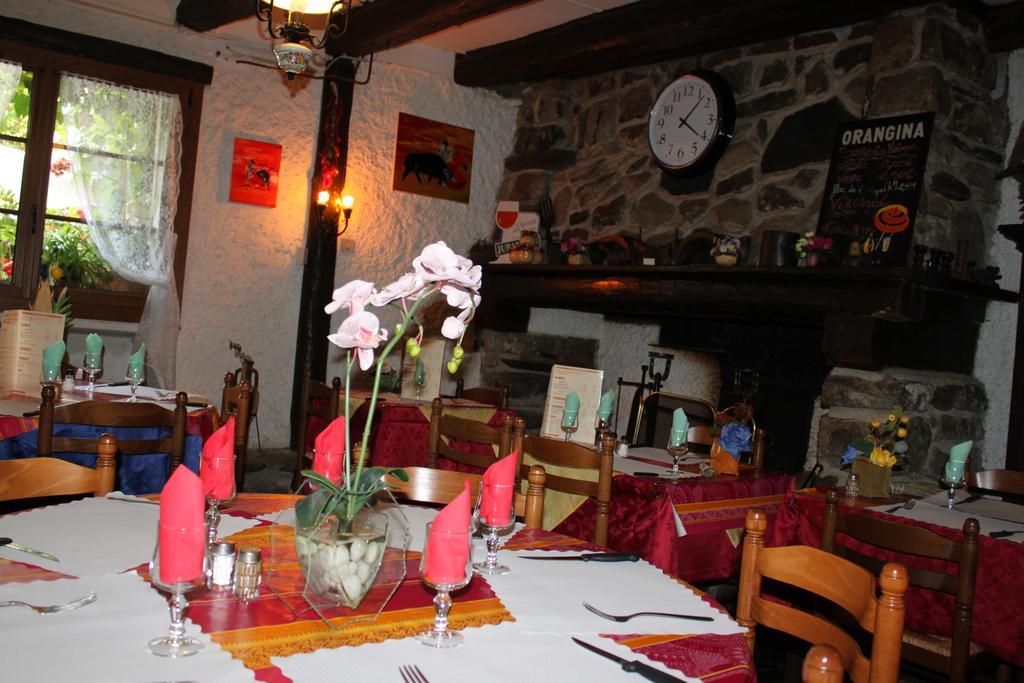 Auberge Des Pyrenees Sainte-Marie-de-Campan Eksteriør billede