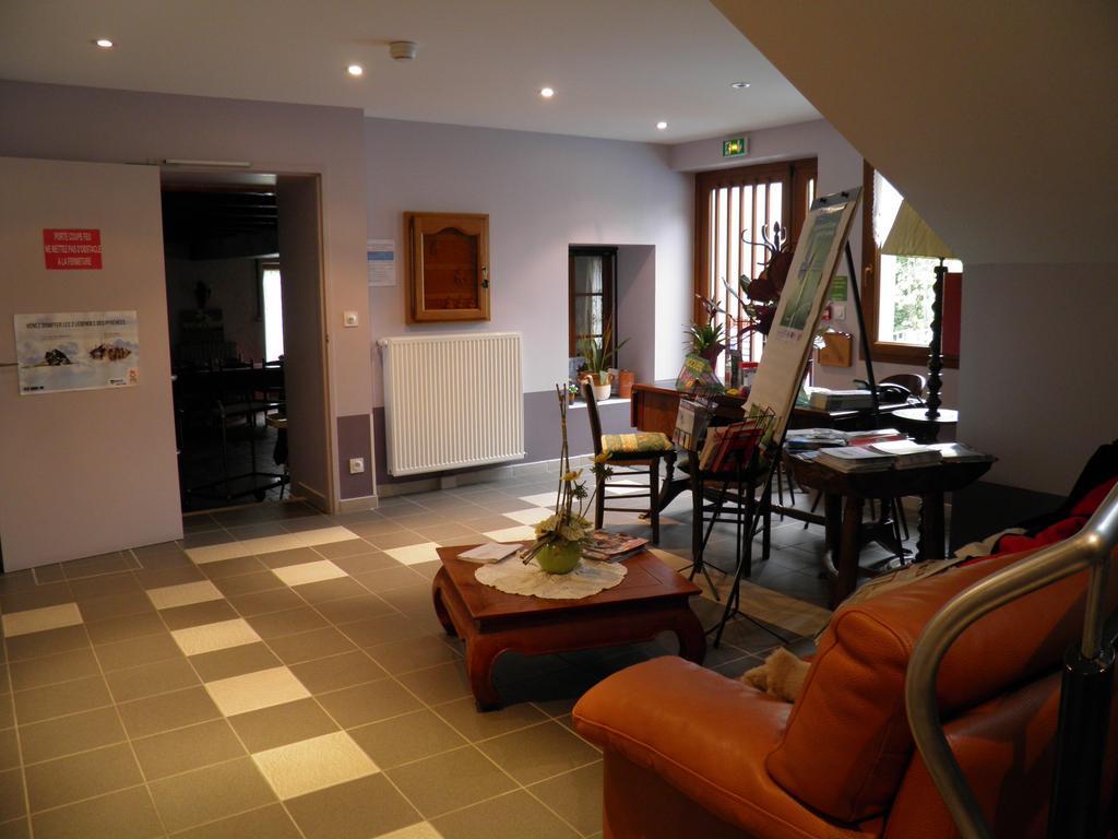 Auberge Des Pyrenees Sainte-Marie-de-Campan Værelse billede