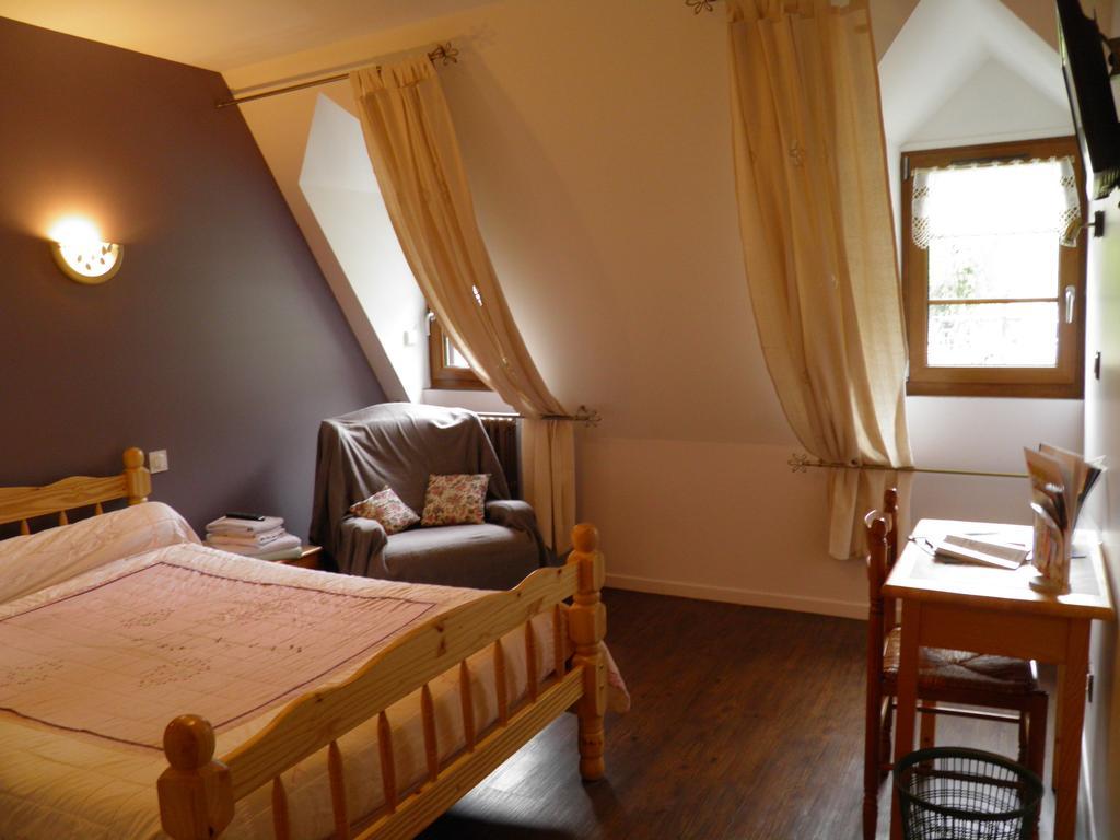 Auberge Des Pyrenees Sainte-Marie-de-Campan Værelse billede