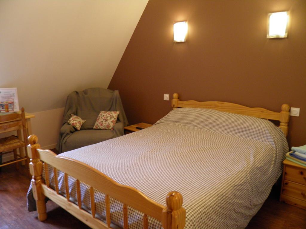 Auberge Des Pyrenees Sainte-Marie-de-Campan Værelse billede