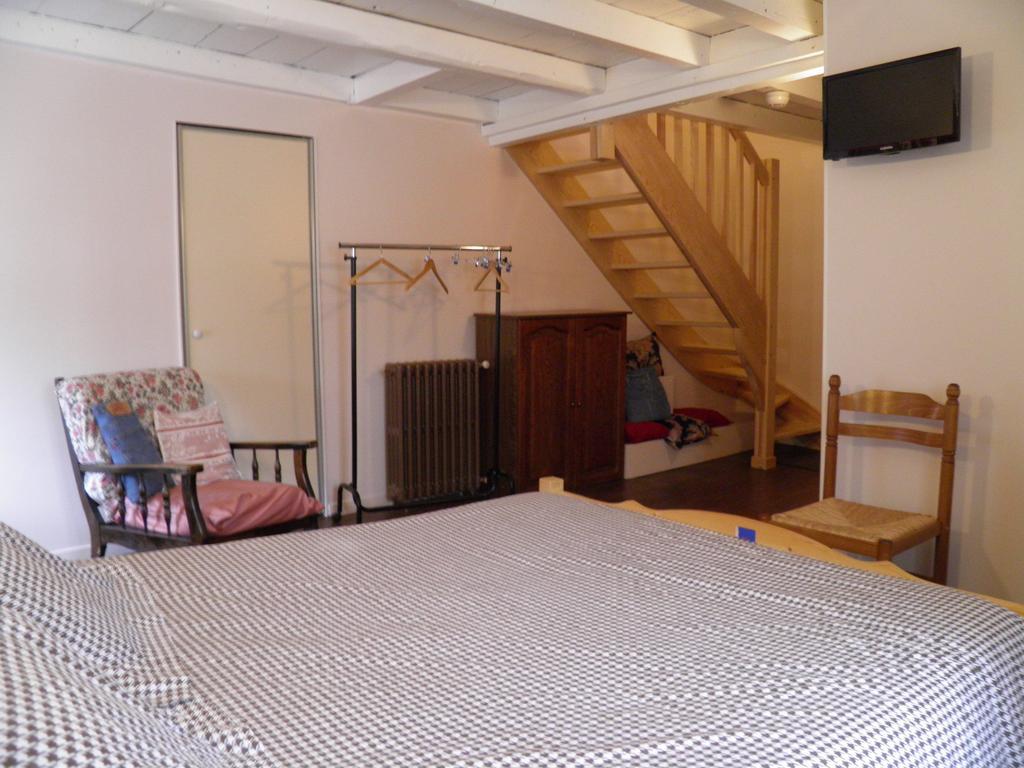 Auberge Des Pyrenees Sainte-Marie-de-Campan Værelse billede